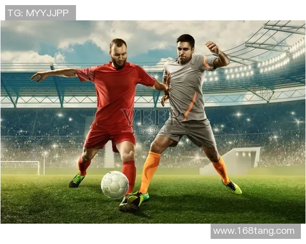 足球明星全套挂件收藏品展现球场魅力与个性风采